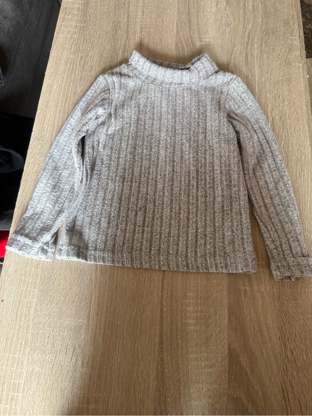 Titre Girls’ Gray Ribbed Mock Neck Long Sleeve Top